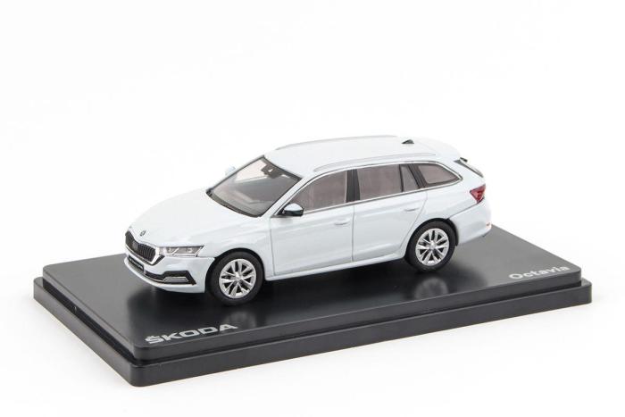 Škoda Octavia IV Combi (2020) 1:43 - Bílá Moon Metalíza