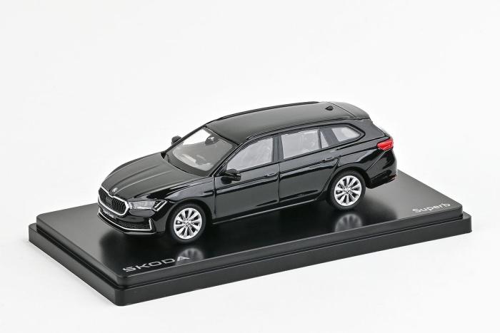 Škoda Superb IV Combi (2023) 1:43 - Černá Ebony Metalíza