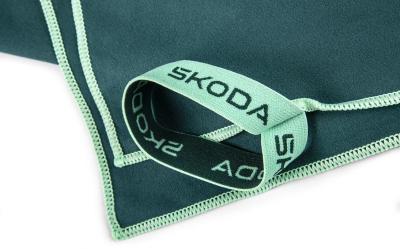 Funkční ručník emerald ŠKODA