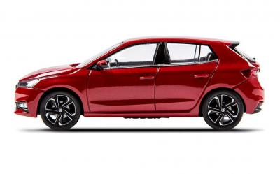 Model Fabia IV 1:43 - ČERVENÁ VELVET