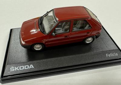 Model Felicia (1994) 1:43 - ČERVENÁ
