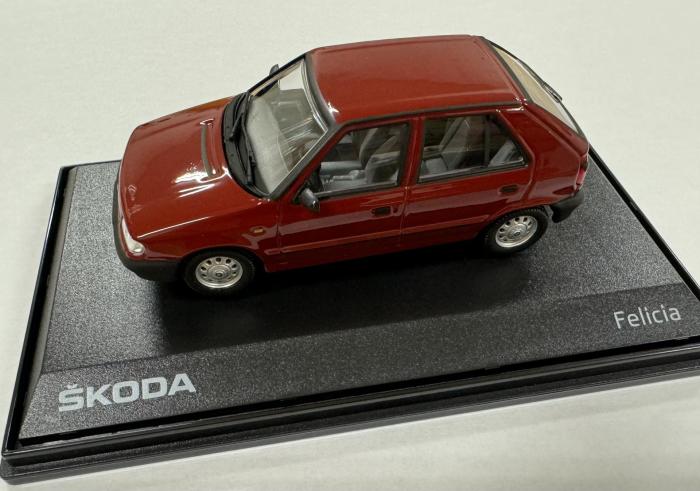 Model Felicia (1994) 1:43 - ČERVENÁ