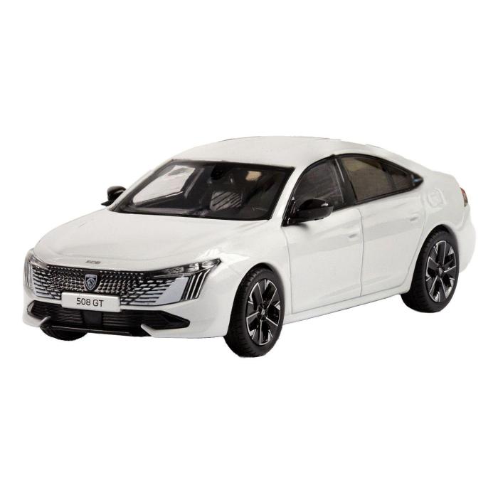 Model Nový Peugeot 508 1:43 bílá okinite