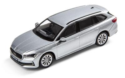 Náhled Model Superb IV Combi 1:43 stříbrná Pebble ŠKODA