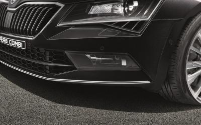 Náhled Ozdobná lišta pro přední nárazník - chrom