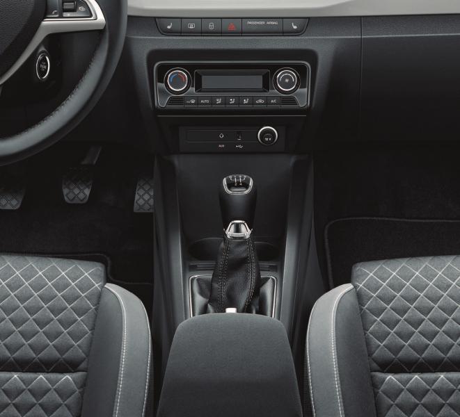 Sada pro dodělání USB a AUX ŠKODA Fabia III