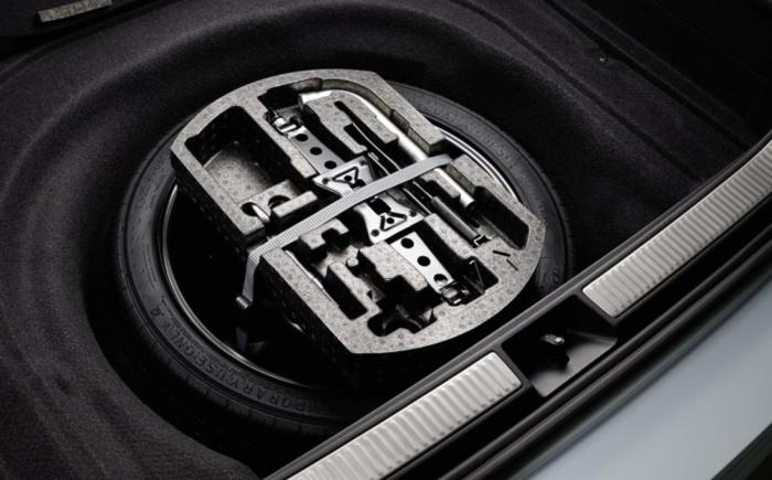 Sada pro výměnu rezervního kola 18" ŠKODA Superb IV