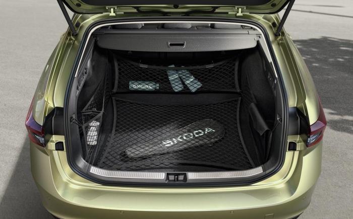 Síťový program s kapsou - černý ŠKODA Superb IV Combi