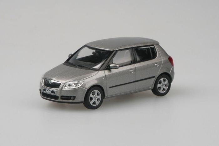 Škoda Fabia II (2006) 1:43 - Béžová Cappuccino Metalíza