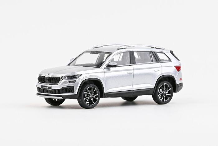 Škoda Kodiaq FL (2021) 1:43 - Stříbrná Brilliant Metalíza