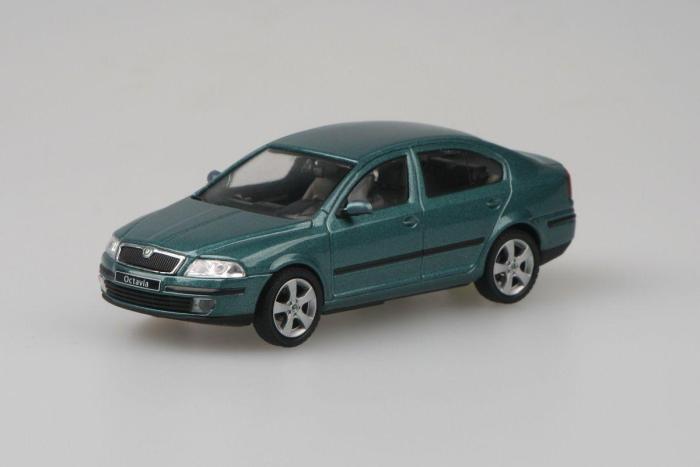 Škoda Octavia II (2004) 1:43 - Zelená Island Metalíza