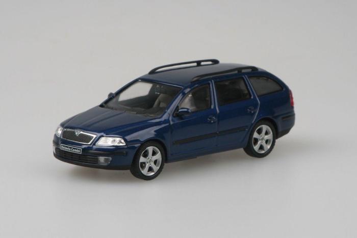 Škoda Octavia II Combi (2004) 1:43 - Modrá Hlubinná Metalíza