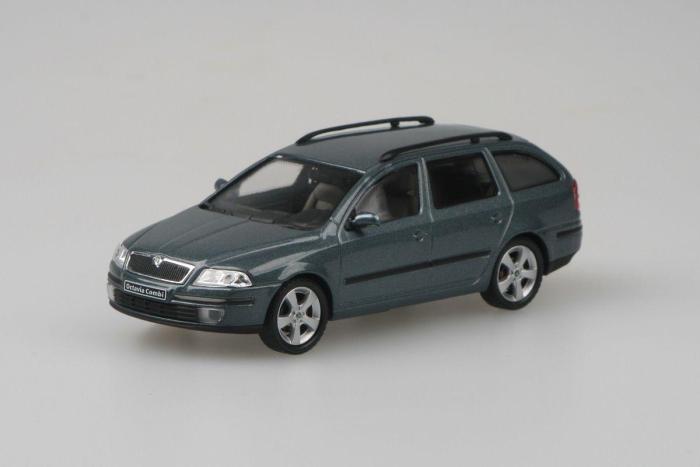 Škoda Octavia II Combi (2004) 1:43 - Šedá Graphite Metalíza