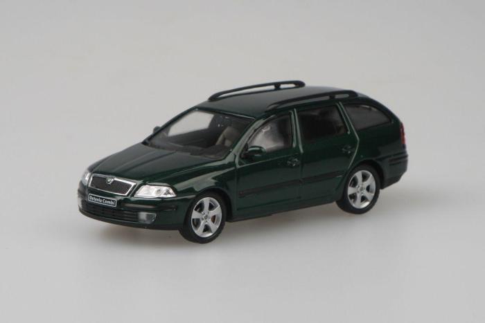 Škoda Octavia II Combi (2004) 1:43 - Zelená Natur Metalíza