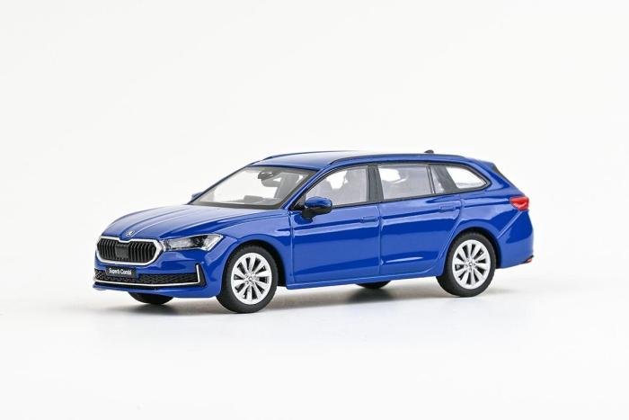 Škoda Superb IV Combi (2023) 1:43 - Modrá Energy
