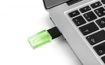 USB 32 GB iV - flash disk