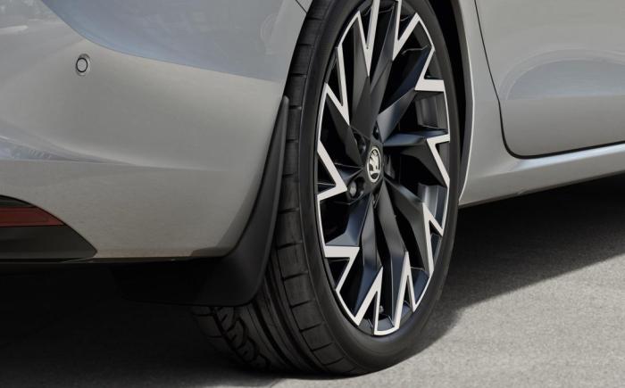 Zadní lapače nečistot ŠKODA Superb IV Limo
